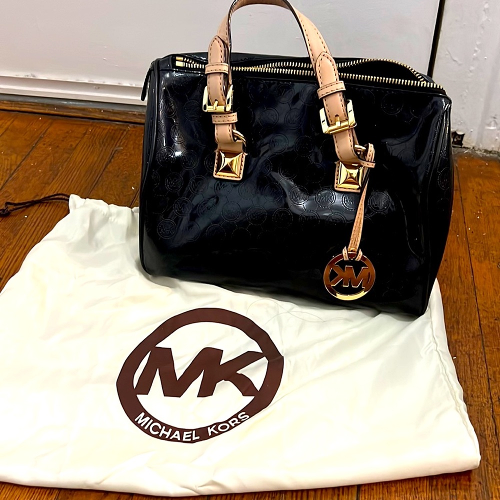 Patent leather hand bag
